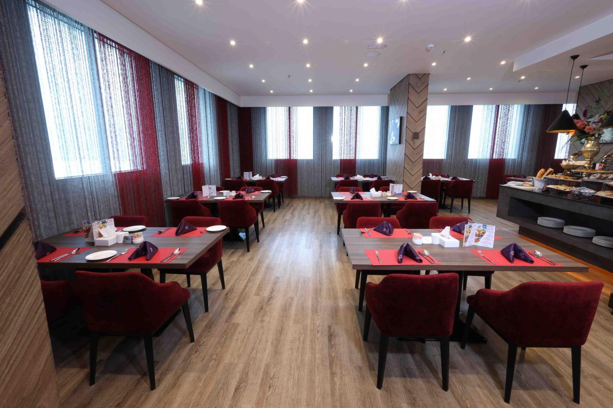 Fortis Hotel Эль-Фуджайра Экстерьер фото